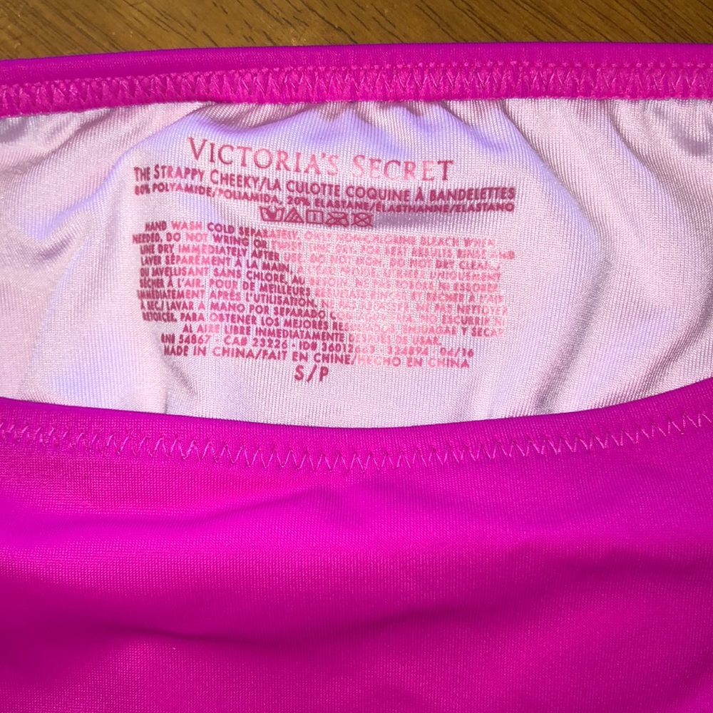 Victoria’s Secret bikini bright pink - Picture 3 of 8